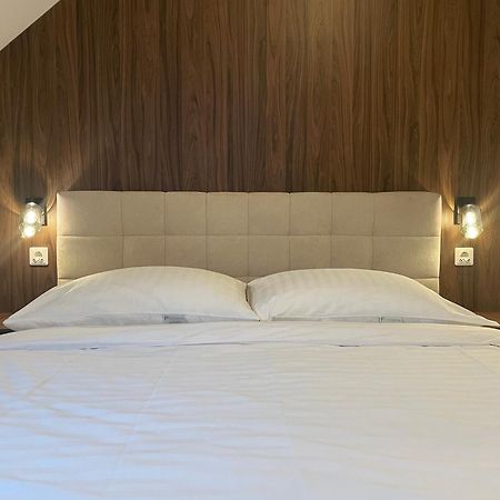 فيلينيه Reich Motel المظهر الخارجي الصورة