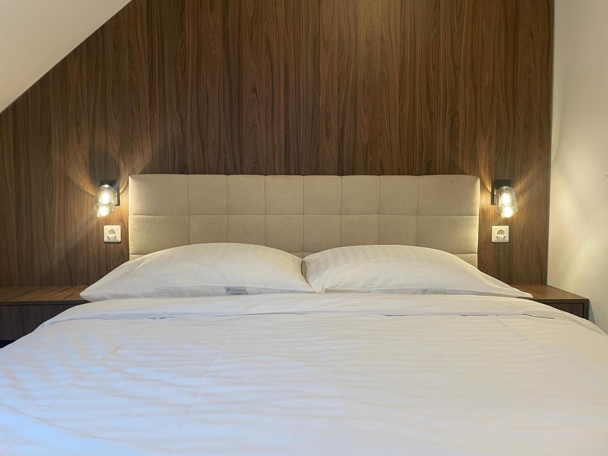 فيلينيه Reich Motel المظهر الخارجي الصورة